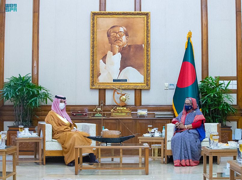 رئيسة وزراء بنغلاديش تستعرض العلاقات الثنائية مع فيصل بن فرحان