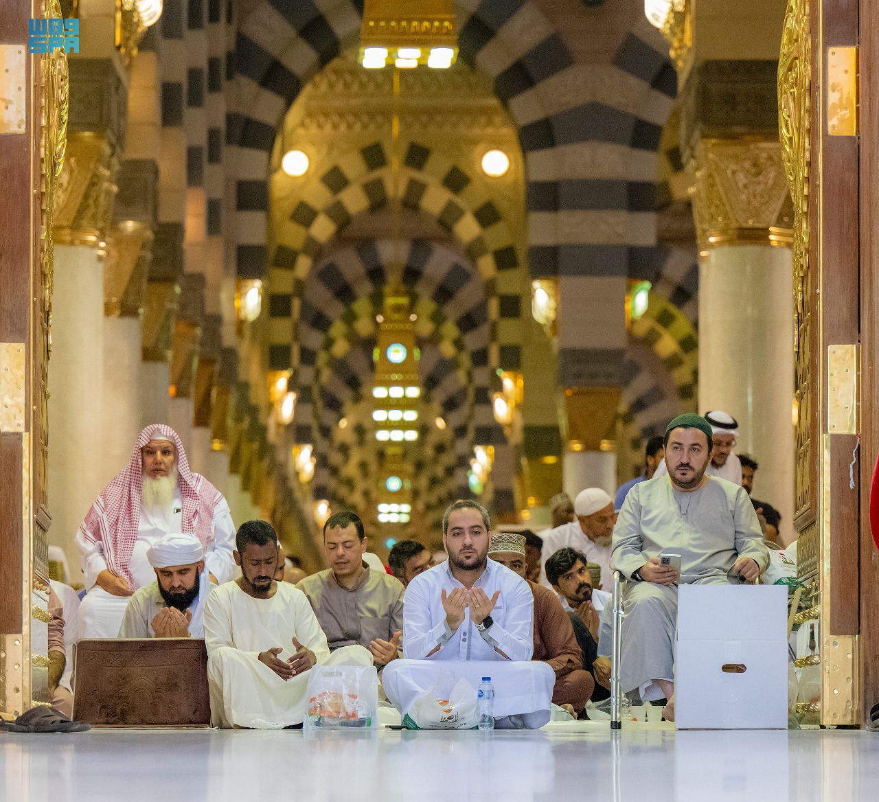 فتح ممرات للوصول لساحات المسجد النبوي الغربية