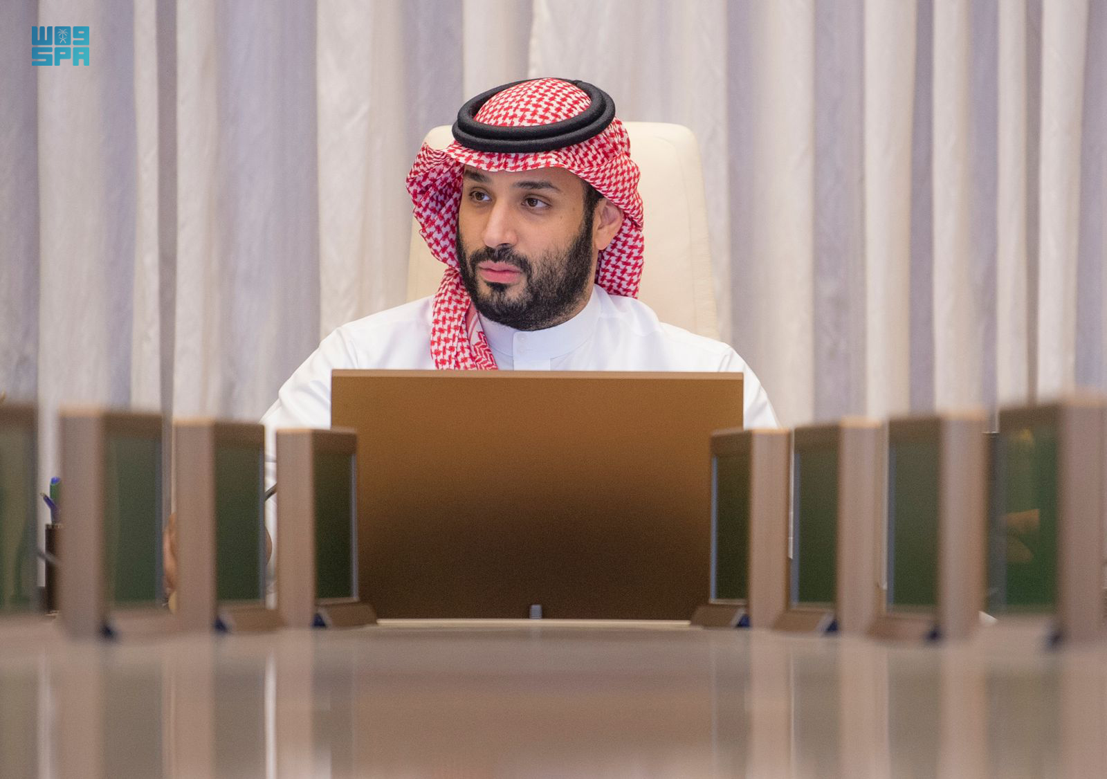 محمد بن سلمان يوجه الأجهزة الحكومية بمنع الممارسات الاحتكارية التي تؤثر على مصلحة المستهلك