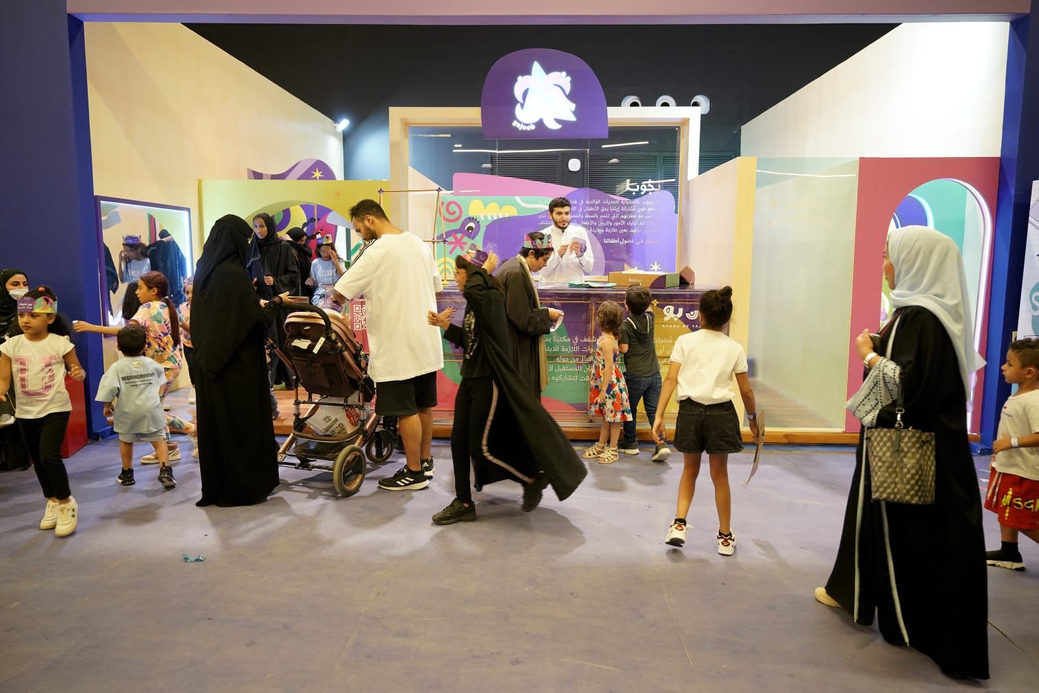 سعوديات يحفزن خيال الأطفال في مهرجان العودة إلى الرياض