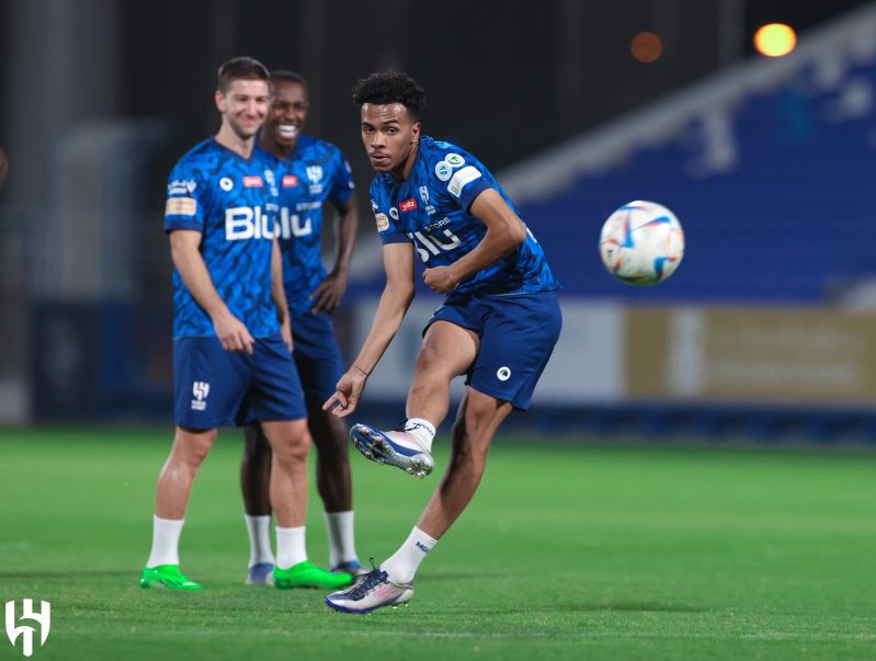 الهلال