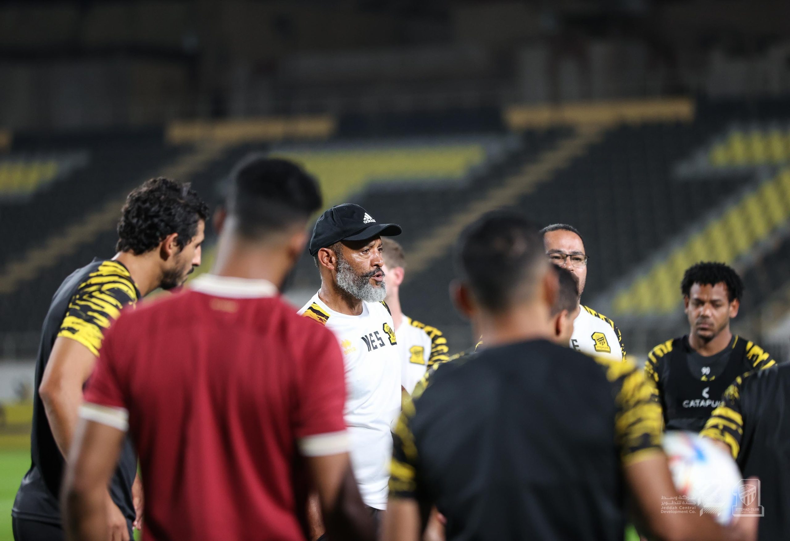 الاتحاد يعتمد تشكيلته الأساسية ضد أبها