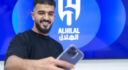 عبدالله المعيوف باقٍ بـ الهلال حتى 2024