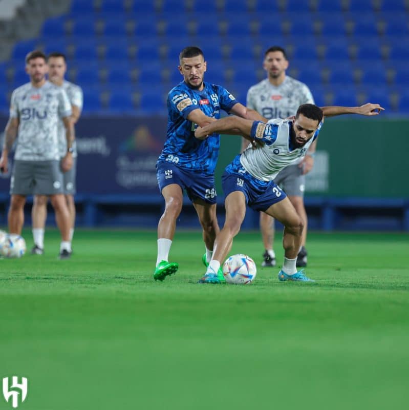 الهلال