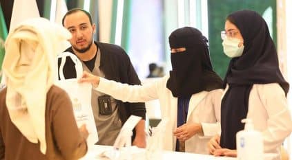 الخدمات الطبية بالداخلية تشارك في مهرجان الملك عبدالعزيز للإبل