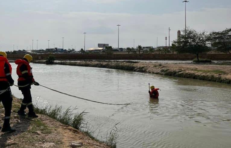 انتشال جثة شخص غرق في سيل بوادي الحائر