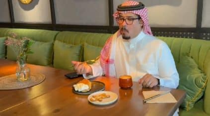 “مقيّم الطعام” مهمة جديدة بالمطاعم السعودية