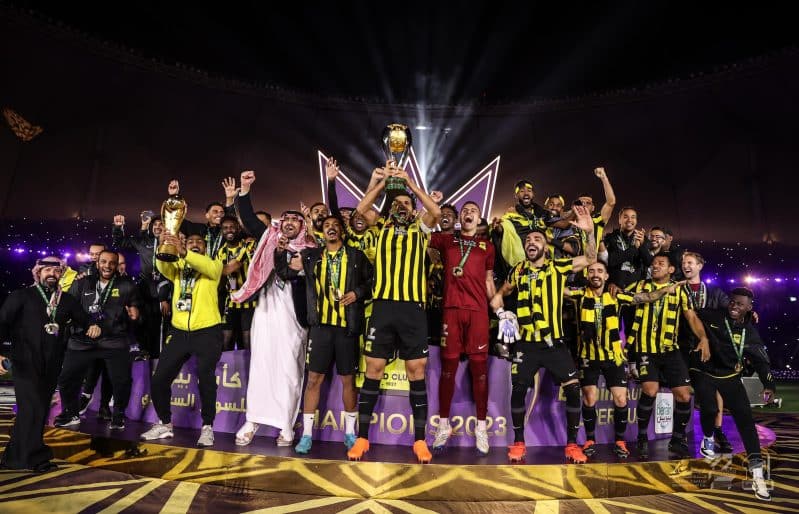 الاتحاد في درة الملاعب