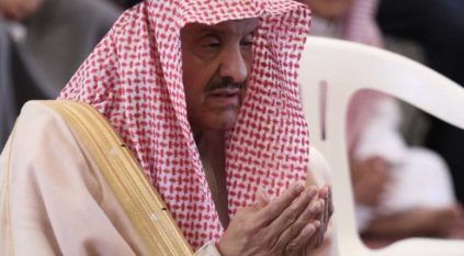 سلطان بن سلمان يتلقى التعازي في وفاة خالته