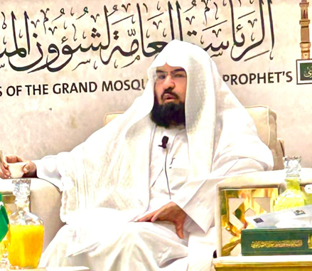 السديس: متابعة الملك سلمان وولي العهد وراء نجاح موسم رمضان