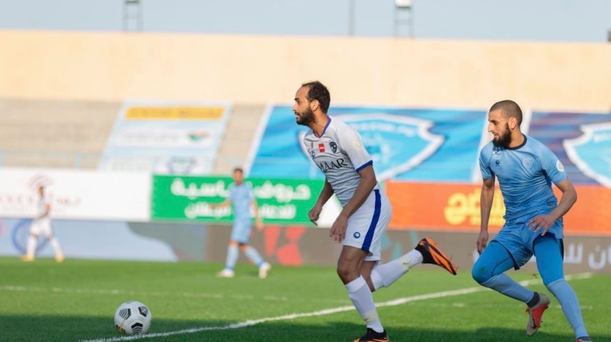 الهلال يستهدف فوزًا غائبًا على ملعب الباطن