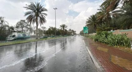 أمطار غزيرة وبرد وسيول في 5 مناطق