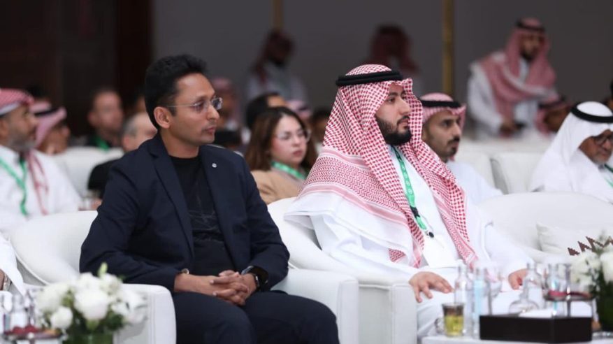 وفد رواد الأعمال الشباب لقمة العشرين بالهند يطلع على التجربة السعودية