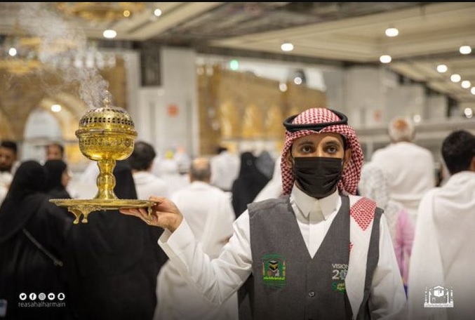 جولات ميدانية لتطييب أجواء المسجد الحرام