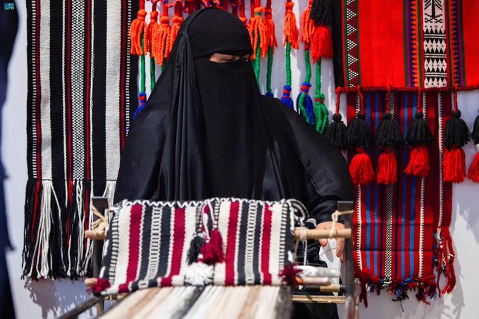 حضارة أصيلة وموروث فريد.. تثير حراكهما وزارة الثقافة