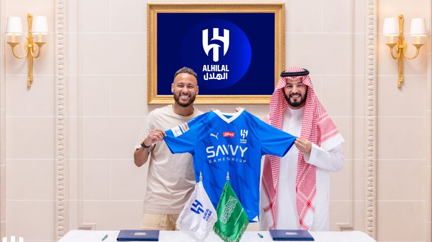 لقطات من توقيع نيمار مع الهلال حتى 2025