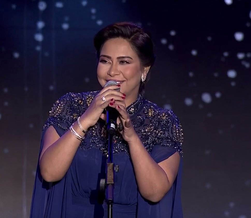 صورة مفاجأة ليلة الدموع الفنانة شيرين عبدالوهاب