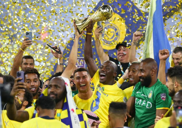 عبدالعزيز الفيصل يهنئ النصر بتتويجه بلقب كأس الملك سلمان للأندية