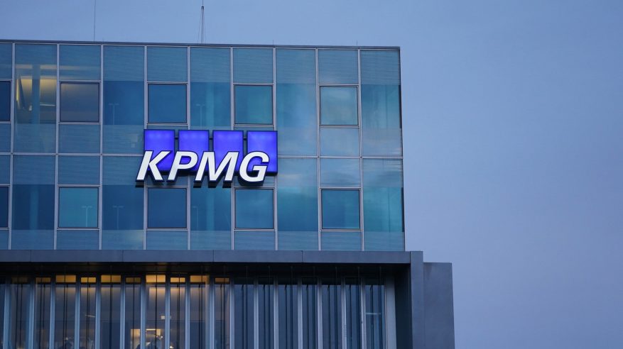 وظائف إدارية شاغرة بشركة KPMG