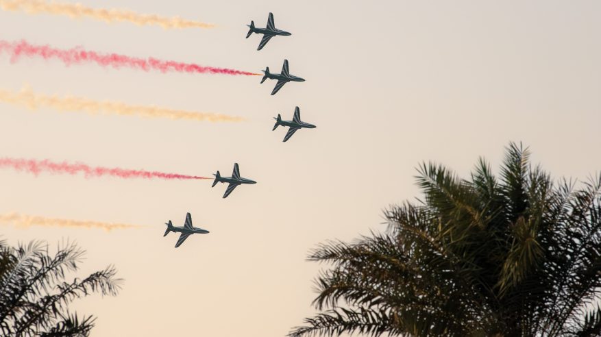 عروض مميزة لطيران القوات الجوية في سماء جدة