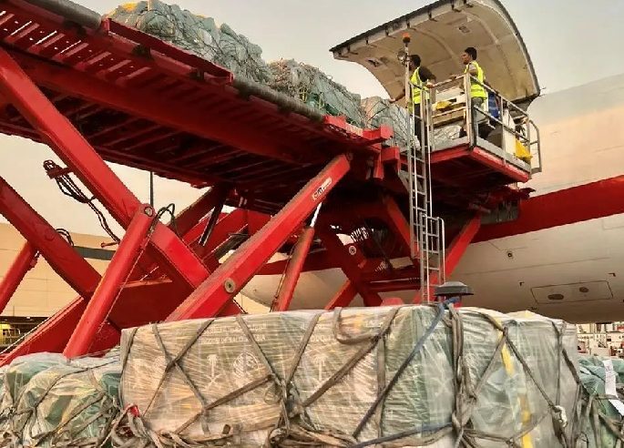 مغادرة الطائرة الإغاثية السعودية الثالثة إلى ليبيا