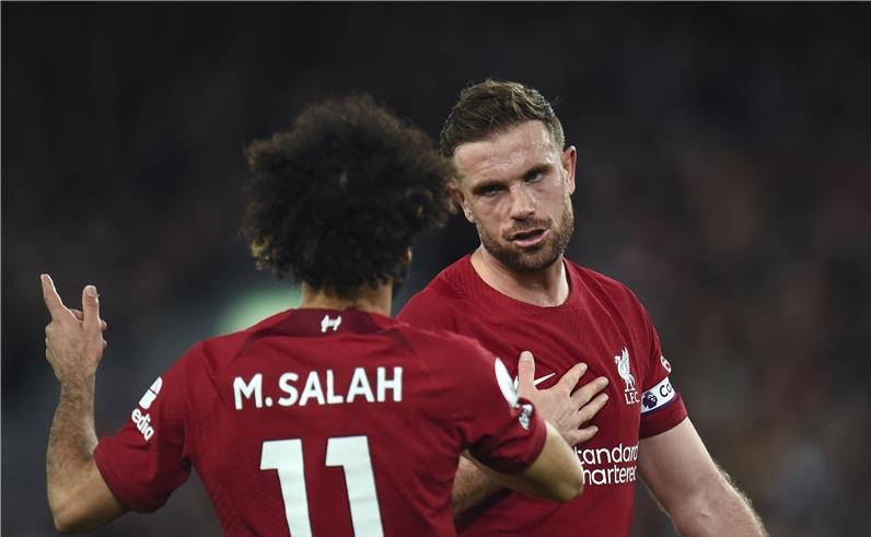 هندرسون: لم أتحدث مع محمد صلاح بشأن عرض الاتحاد