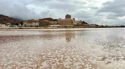 تنبيه من أمطار خفيفة ورياح نشطة على منطقة نجران