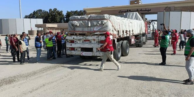 340 شاحنة مساعدات إنسانية وإغاثية تدخل إلى قطاع غزة اليوم