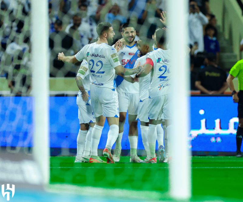 ميتروفيتش - الهلال والفتح