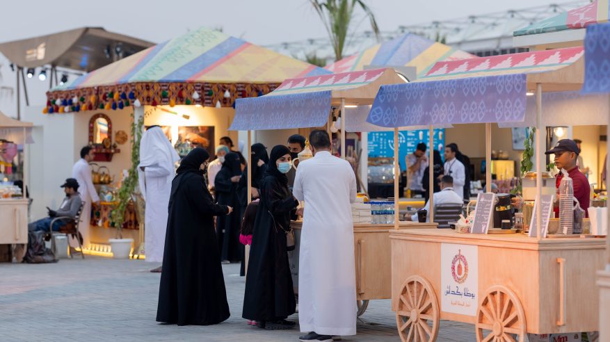 مهرجان الوليمة يحظى بإعجاب الزوار: تنوع اجتماعي ورحلة من الخيال