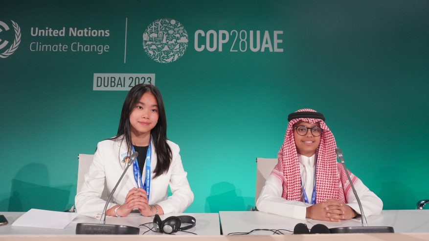 طلاب فايف ون توك يتحدثون إلى العالم عبر (COP28)