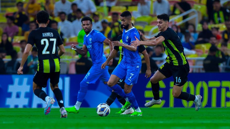 4 غيابات عن كلاسيكو الهلال ضد الاتحاد السبت