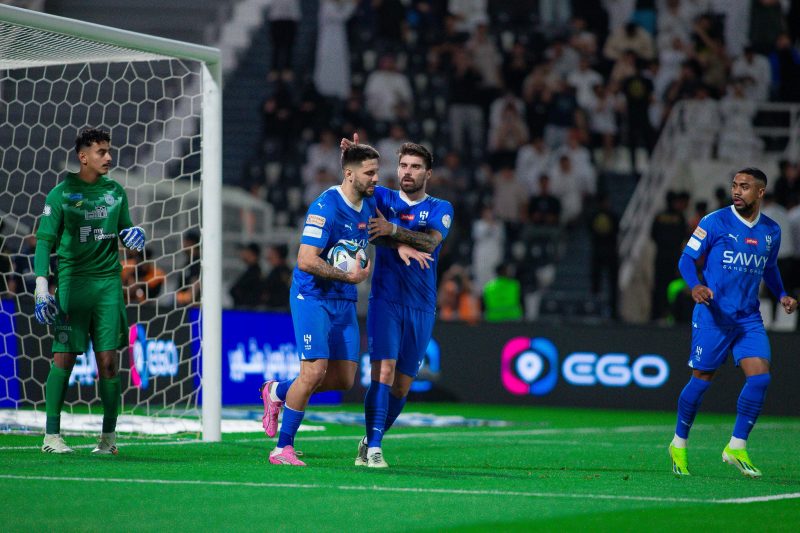 ميتروفيتش - الهلال والشباب