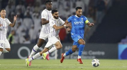 ثلاثي الهلال في التشكيل المثالي لنصف النهائي