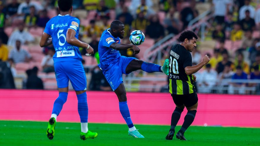 للمرة السابعة في الموسم .. الهلال يُقصي الاتحاد من كأس الملك ويعبر للنهائي