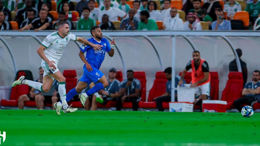 موعد كلاسيكو الأهلي ضد الهلال والقنوات الناقلة