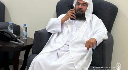 السديس يدشن مبادرة إجابة السائلين عبر الهاتف بالمسجد الحرام