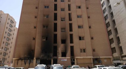 حبس كويتي ومقيمين متهمين في حريق المنقف