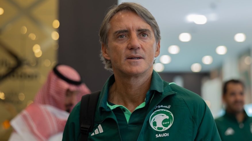 المنتخب السعودي يُغادر إلى باكستان