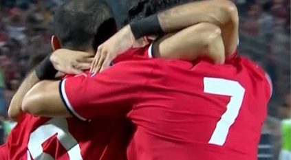 منتخب مصر يُنهي الشوط الأول متقدمًا على بوركينا فاسو بثنائية