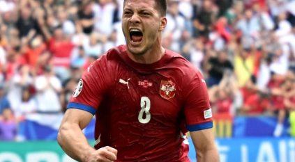 يوفيتش يمنح منتخب صربيا تعادلًا قاتلًا ضد سلوفينيا