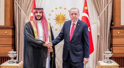 خالد بن سلمان يبحث مع رئيس تركيا العلاقات الثنائية والمستجدات الإقليمية والدولية