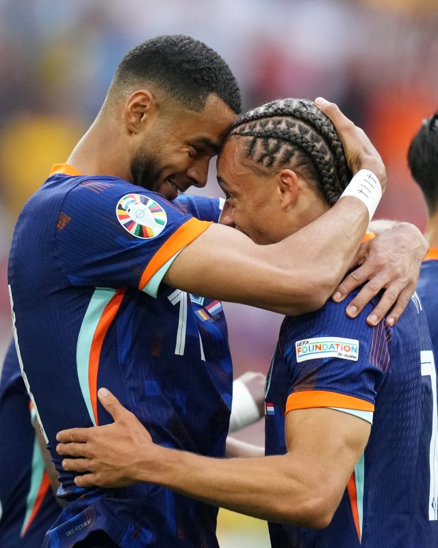 جاكبو - رومانيا ضد هولندا