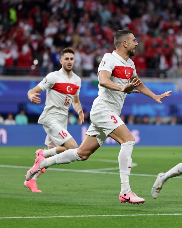تركيا ضد النمسا - ميريح ديميرال