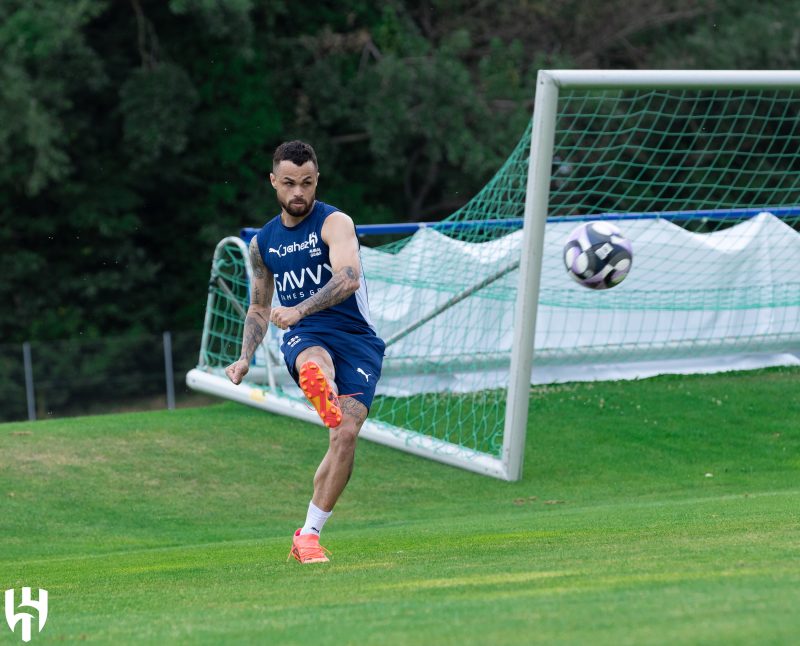 ميشايل لاعب الهلال 