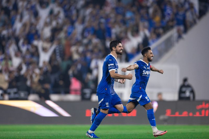 الهلال في السوبر