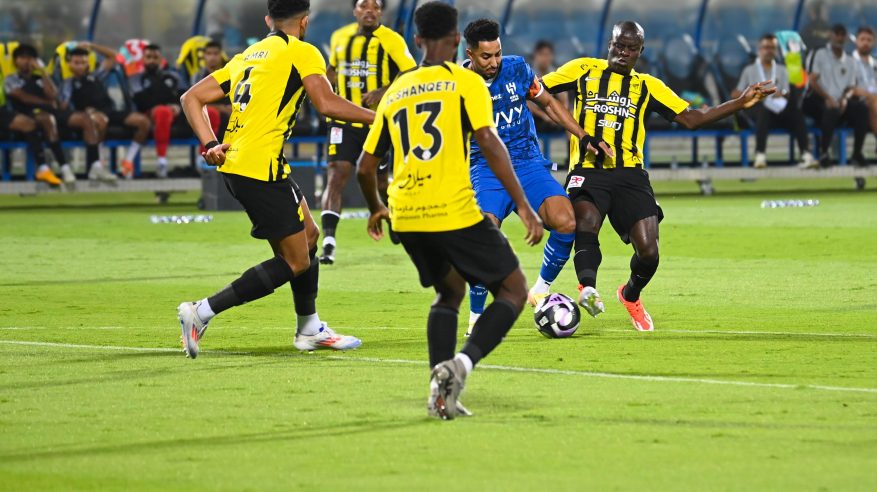 عدسة “المواطن” توثق ثلاثية الهلال في شباك الاتحاد