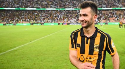 جماهير الاتحاد تُعيد ذكريات مسيرة فيلانويفا