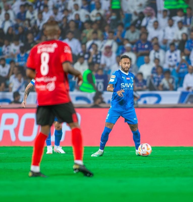 الهلال ضد الرياض