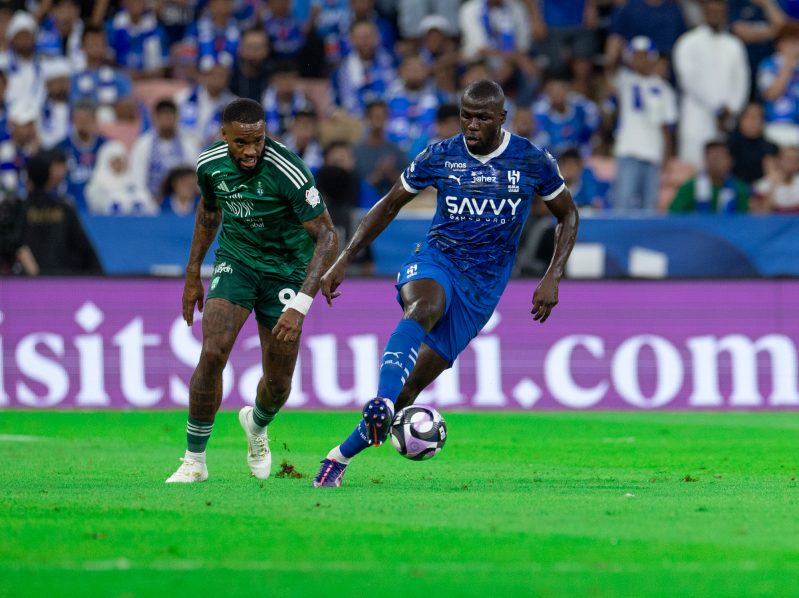 الأهلي ضد الهلال